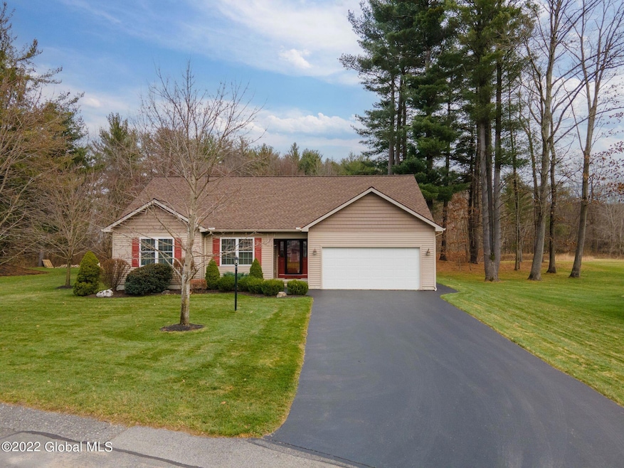 1460 Rocco Dr, Schenectady, NY 12303 - photo 1