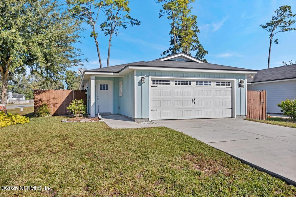 Under Contract $310,000 • Co-Listing Agent