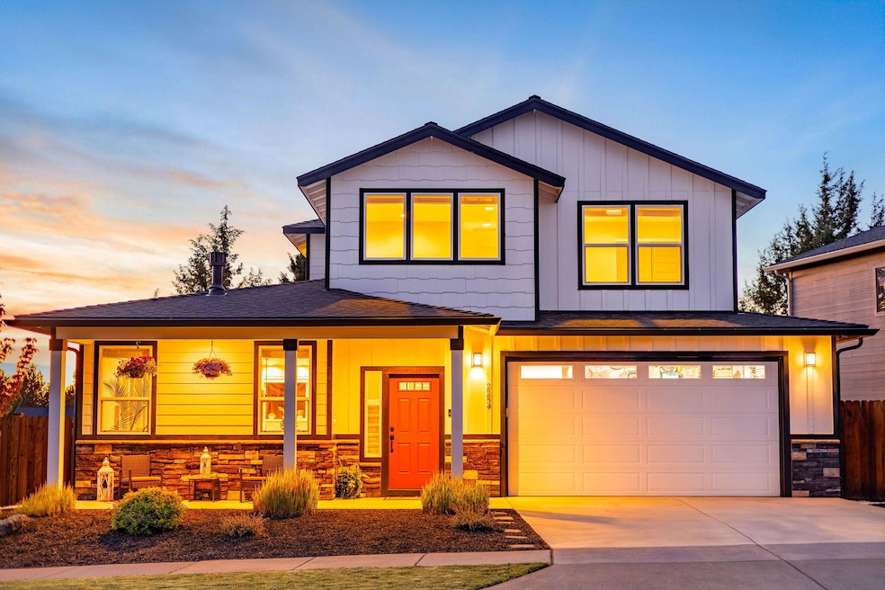 2254 NE Indigo Ln, Bend, OR 97701 - photo 1