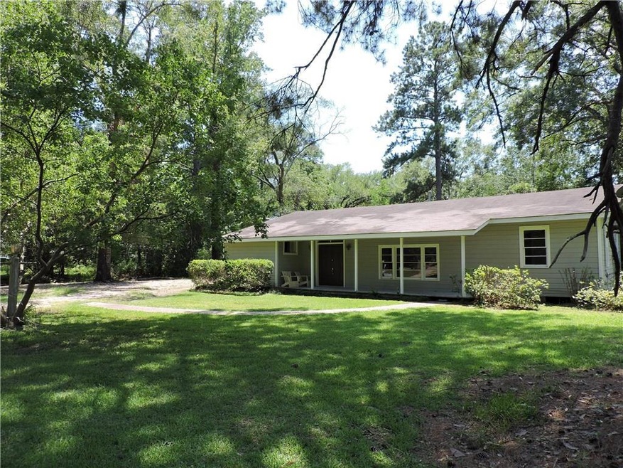 911 W 11th Ave, Covington, LA 70433 - photo 1