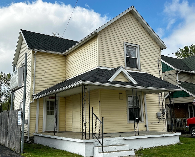 583 Silver St, Marion, OH 43302 - photo 1