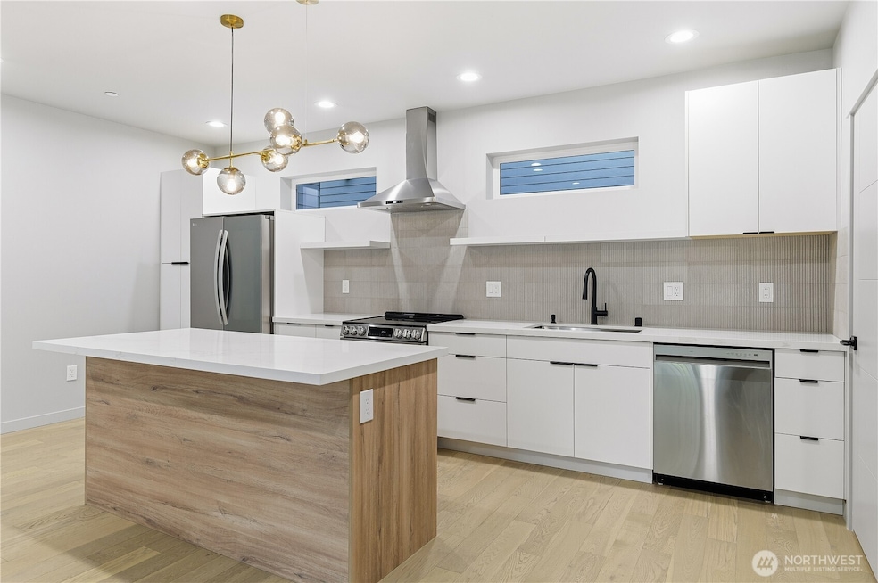 For Sale $525,000 • Co-Listing Agent