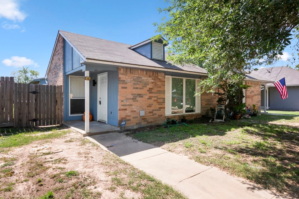 17415 Ranch Country Rd, Hockley, TX 77447 - photo 1