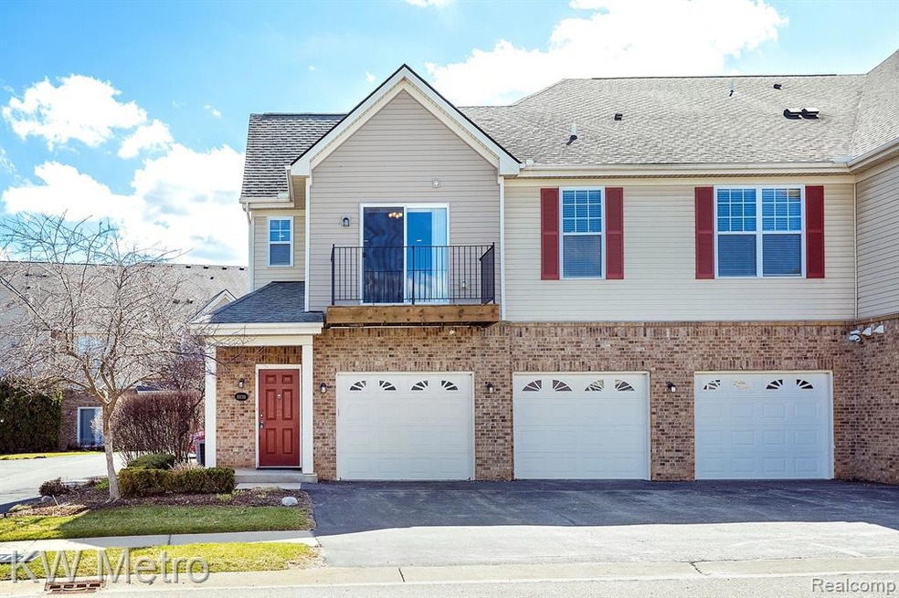 10130 Ridge Run St, Howell, MI 48855 - photo 1