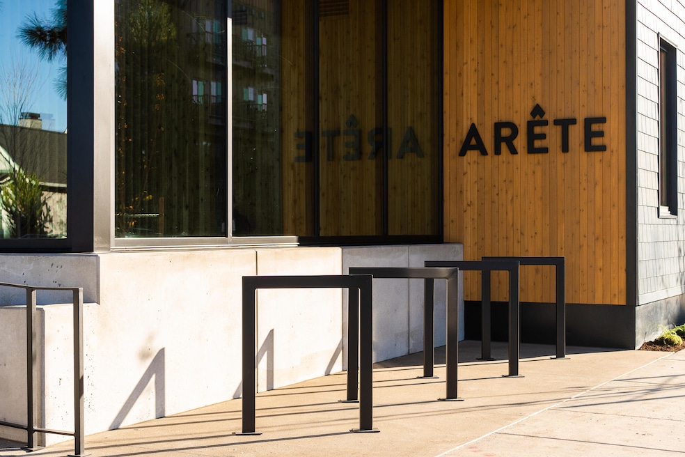 For Sale $895,000 • Co-Listing Agent