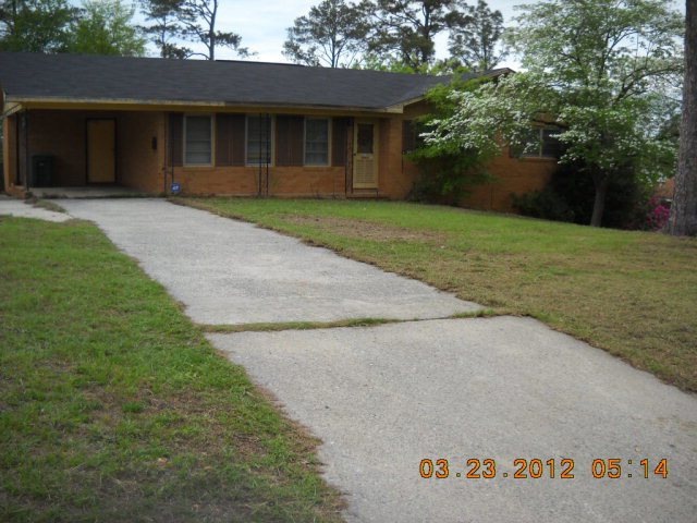 3043 Manchester Dr, Macon, GA 31206 - photo 1
