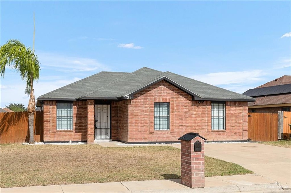 212 Caramel Dr, Alamo, TX 78516 - photo 1