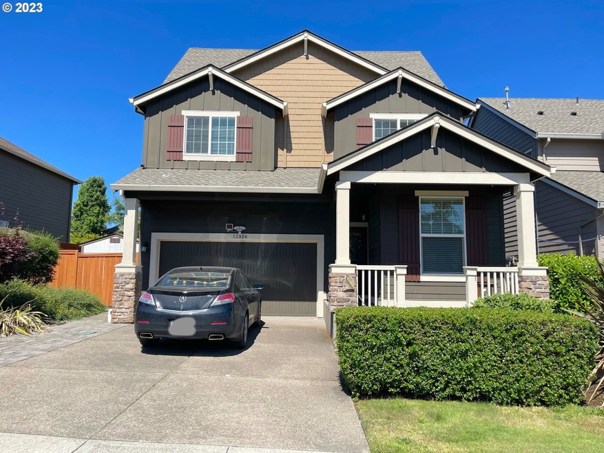 13926 SE Falcon Ave, Clackamas, OR 97015 - photo 1