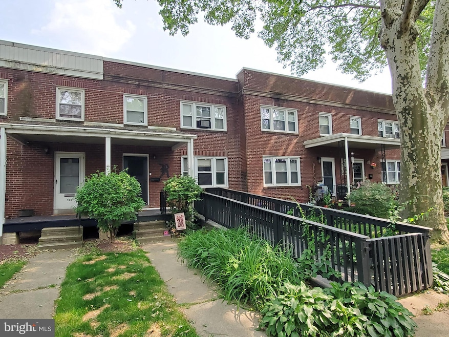 305 Sycamore Rd, Reading, PA 19611 - photo 1