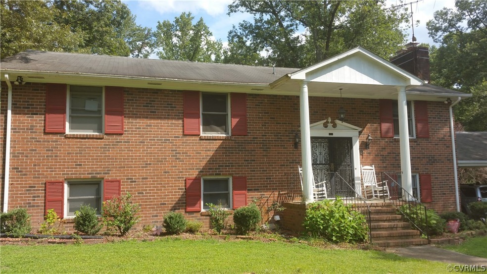 11013 Burleigh Dr, Petersburg, VA 23805 - photo 1