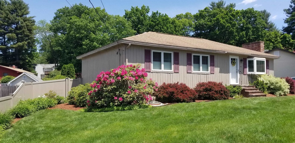 4 Stanley Ln, Nashua, NH 03062 - photo 1