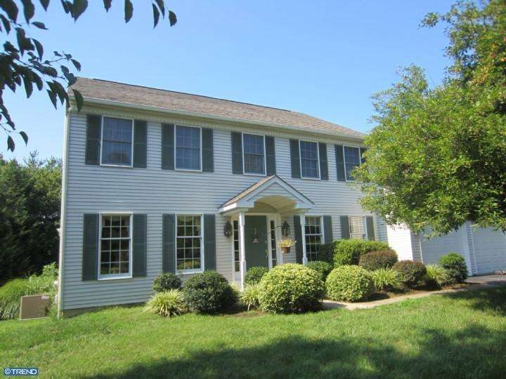 191 Fairhill Dr, Wilmington, DE 19808 - photo 1