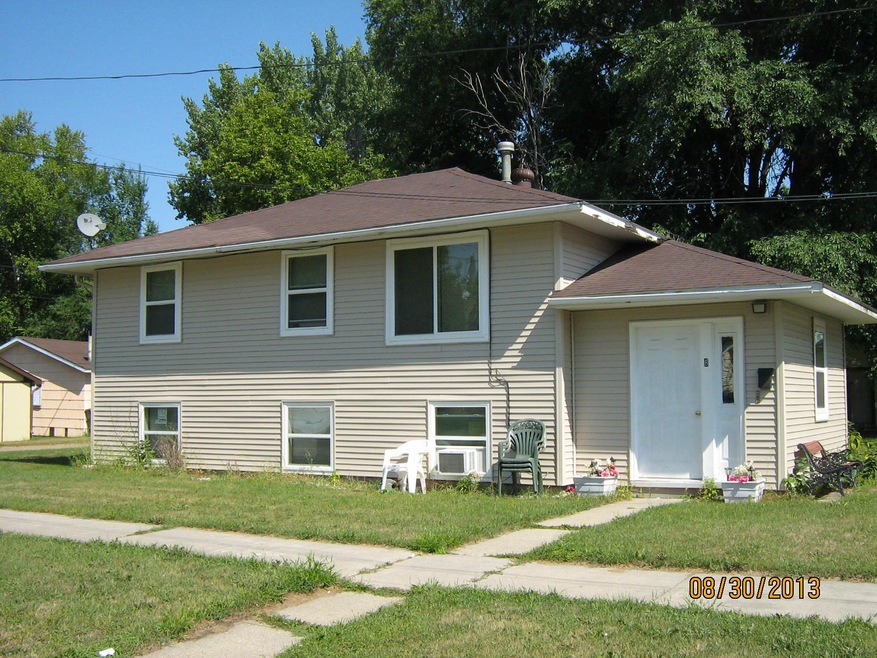 1802-1 8 N 19th St main