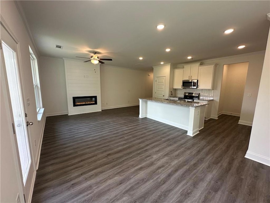 5643 Chickory Dr unit 120, Flowery Branch, GA 30542 - photo 1