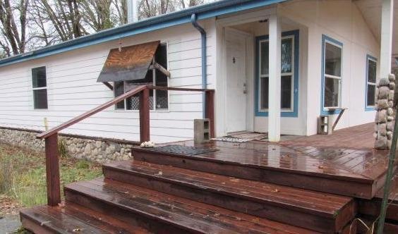 9888 W Evans Creek Rd, Rogue River, OR 97537 - photo 1