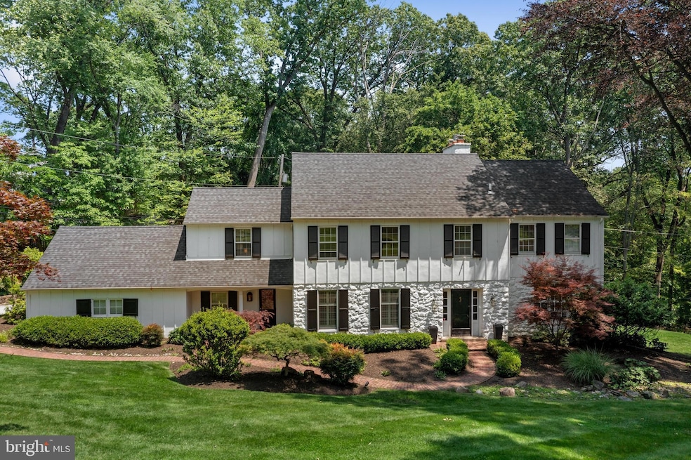 661 Timber Ln, Devon, PA 19333 - photo 1