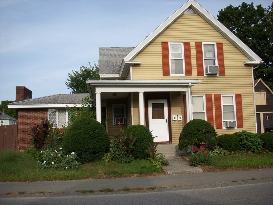 14 Cottage St unit 2, Hudson, MA 01749 - photo 1