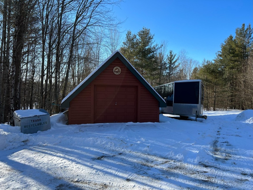 979 Chapman Rd, Ludlow, VT 05149 - photo 1