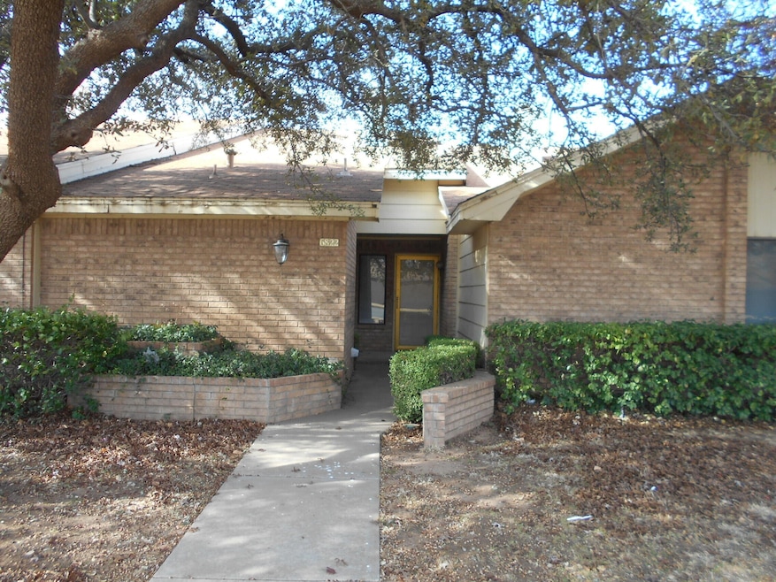 6816 Frankford Ave, Lubbock, TX 79424 - photo 1