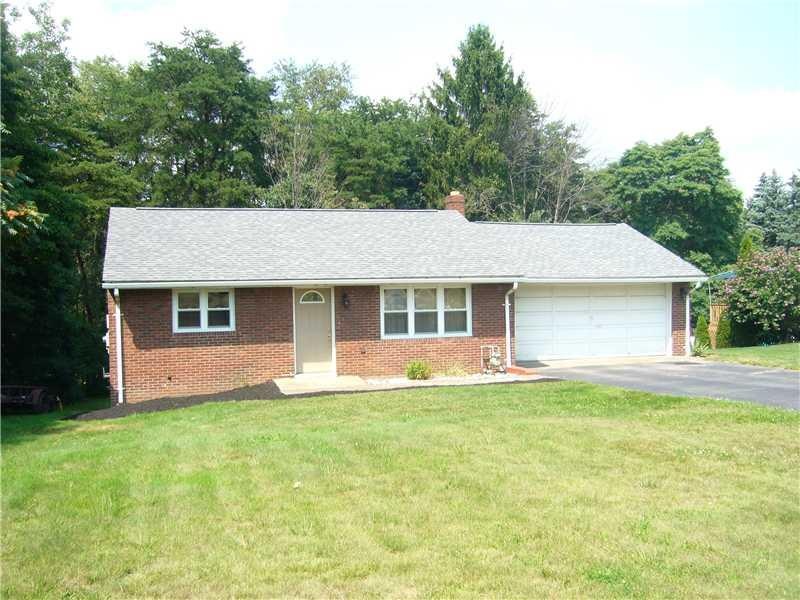 Exterior Front. Welcome 173 Center Grange Road, Ce
