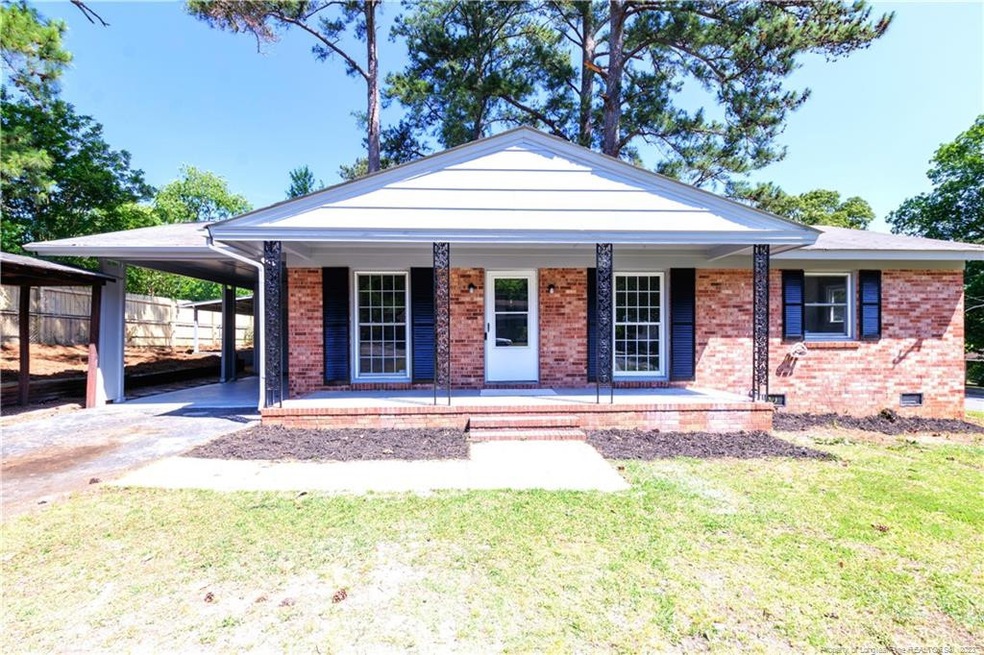 886 Stoneykirk Dr, Fayetteville, NC 28314 - photo 1