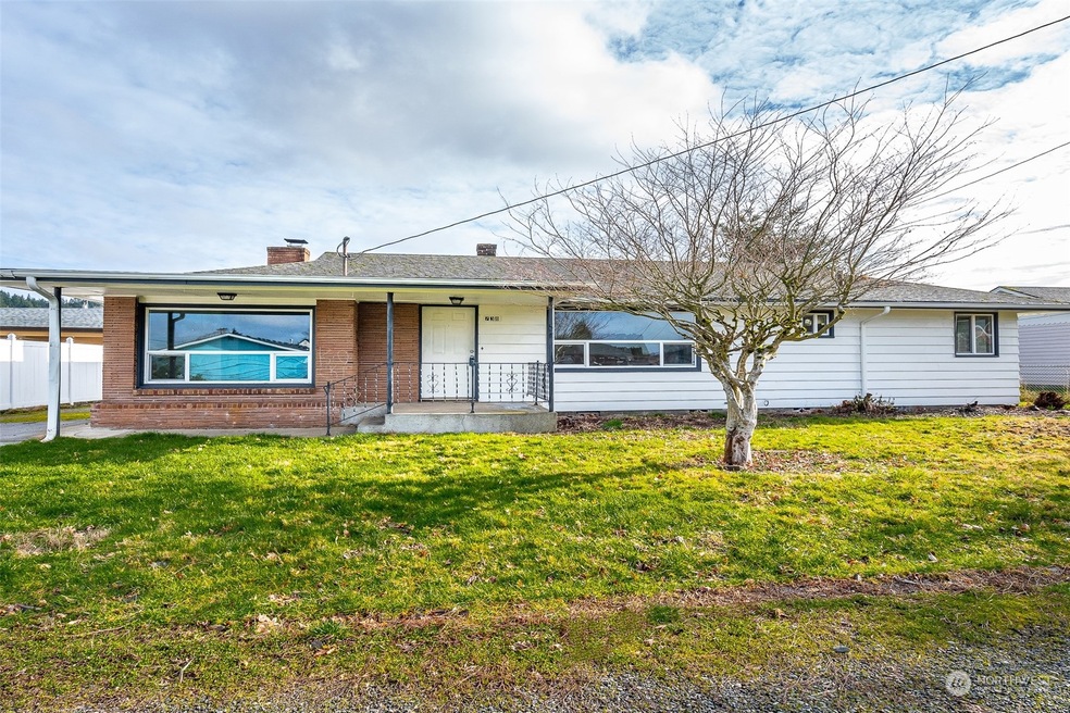 738 SW 19th St, Chehalis, WA 98532 - photo 1