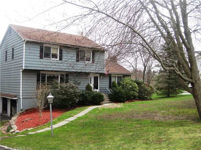 884 Monroe Turnpike, Monroe, CT 06468 - photo 1