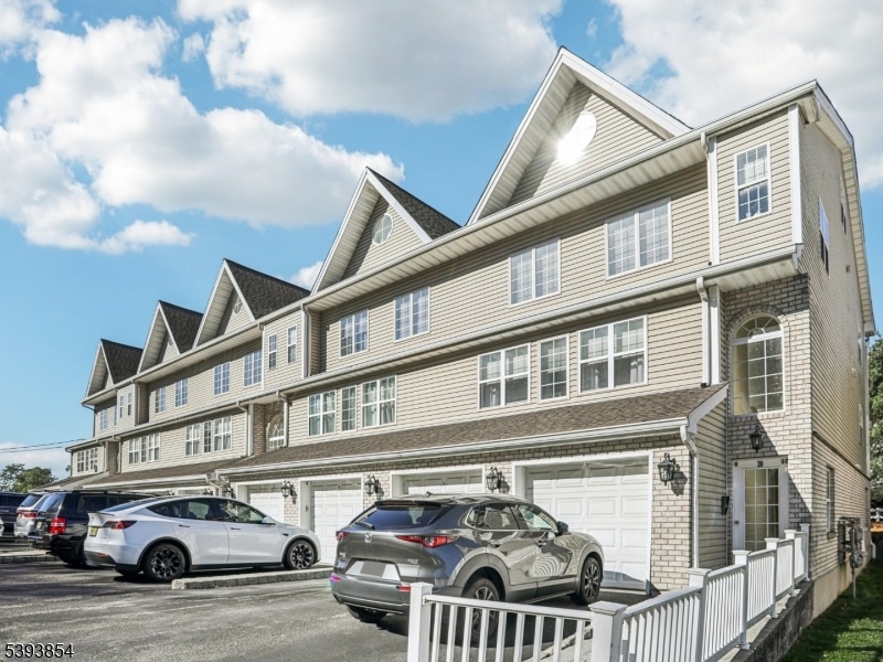 20 Mountain Ave unit 9, Paterson, NJ 07501 - photo 1