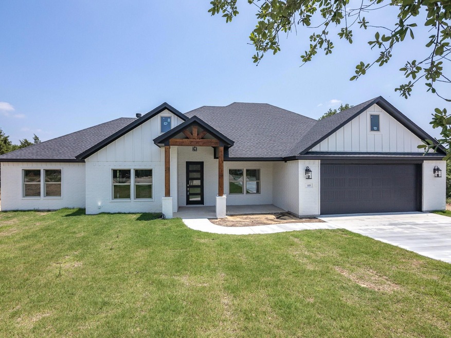 115 W Stagecoach Trail, Weatherford, TX 76085 - photo 1