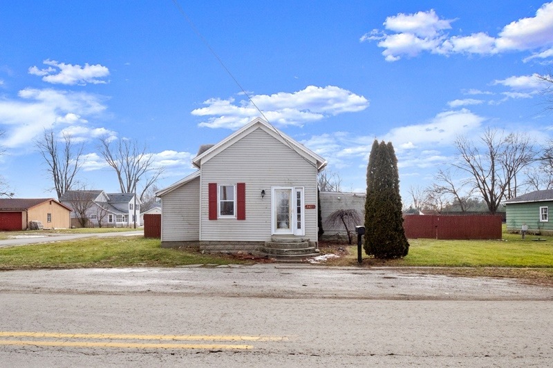 3405 Yoder Rd, Yoder, IN 46798 - photo 1