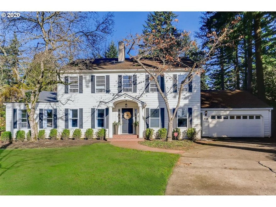 2145 Summit Dr, Lake Oswego, OR 97034 - photo 1