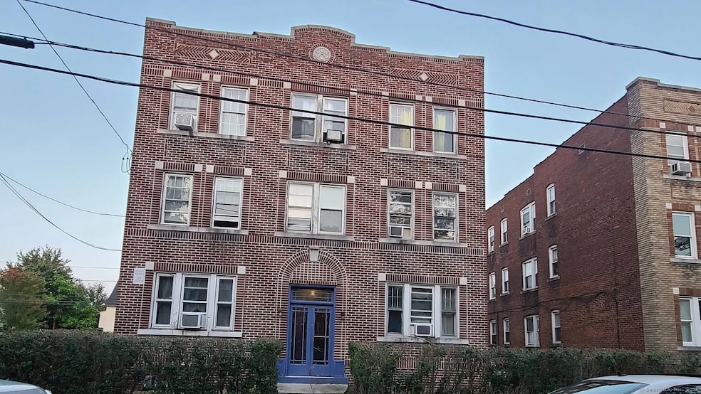 For Rent $1,250/month