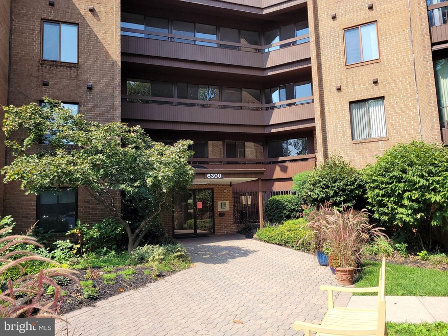 Heather Ridge unit 100, Baltimore, MD 21209 - photo 1