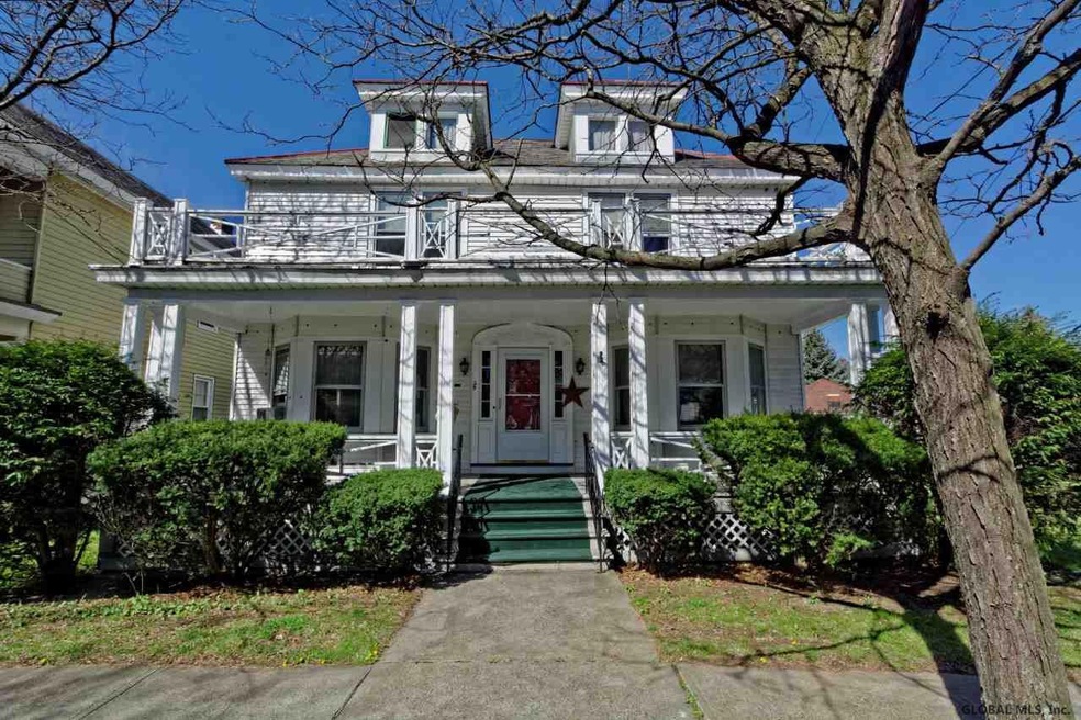 29 Woodrow Ct, Troy, NY 12180 - photo 1