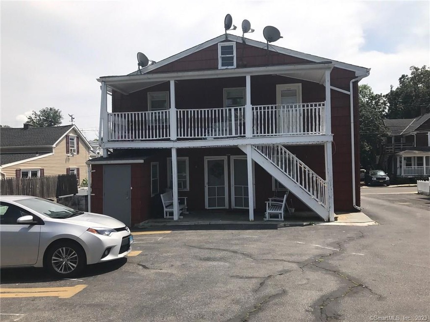 32 Limerick St unit 2B, Stamford, CT 06902 - photo 1