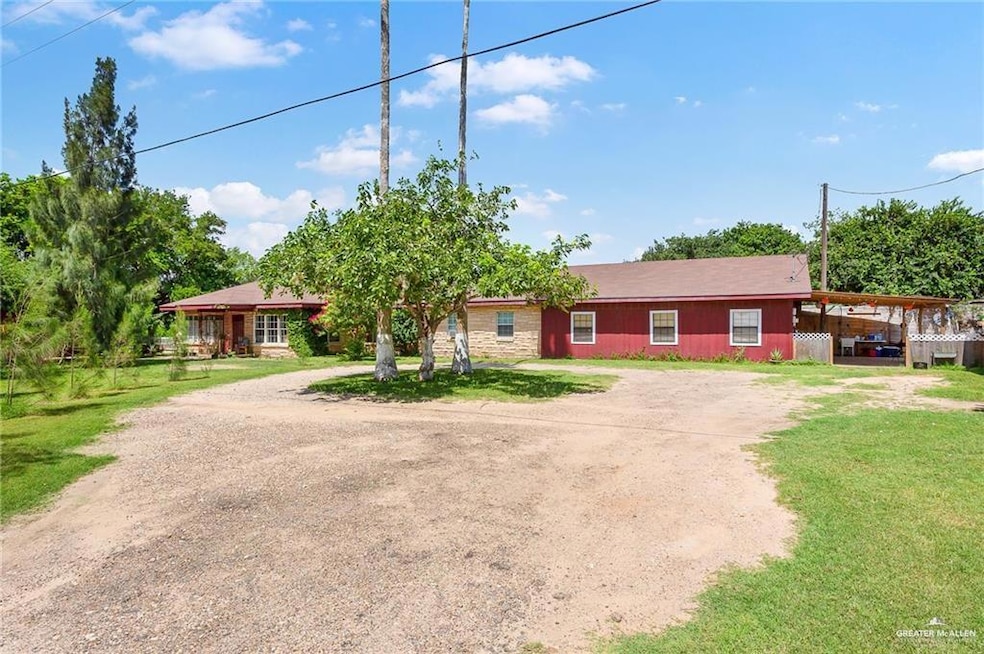 1100 S Val Verde Rd, Donna, TX 78537 - photo 1