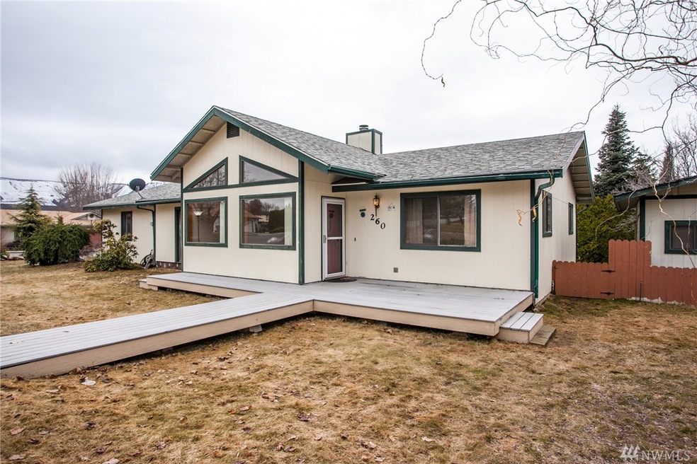 260 S Keller Ave, East Wenatchee, WA 98802 - photo 1