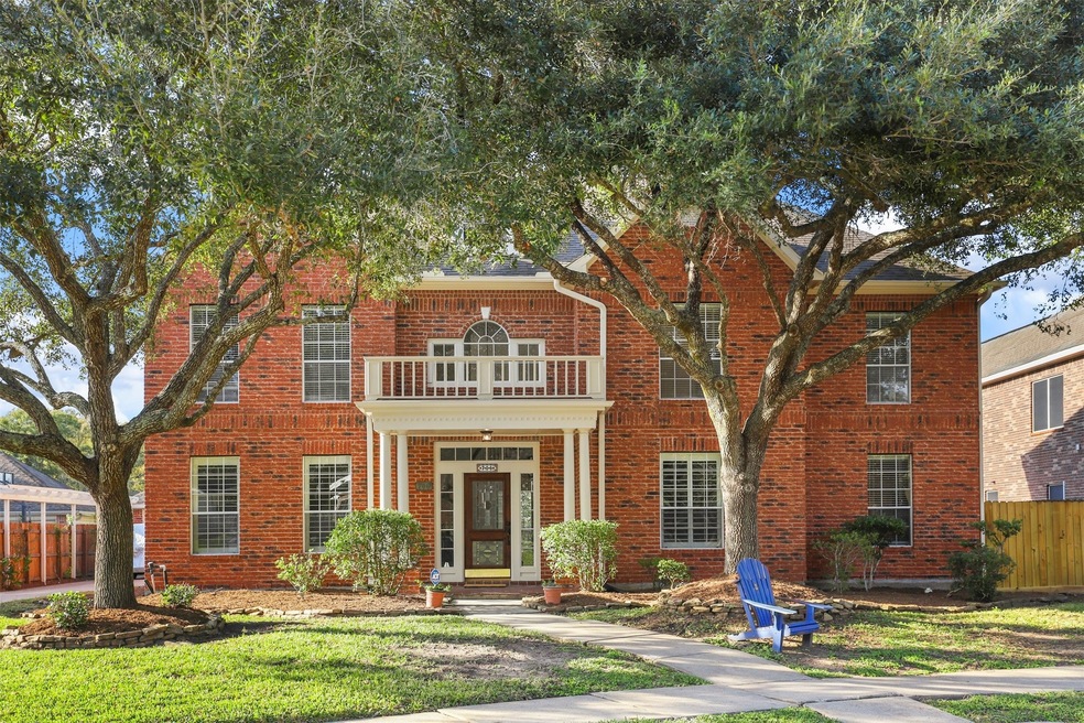 706 Stonecreek Cir, Friendswood, TX 77546 - photo 1