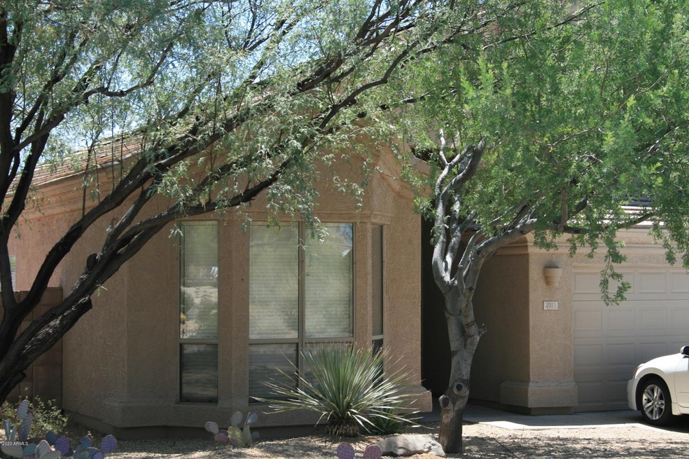 Three car garage in Dove Valley Estates.