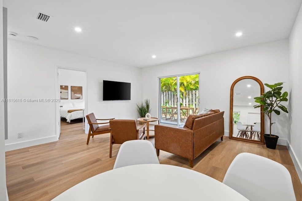 817 Tequesta St unit 3, Fort Lauderdale, FL 33312 - photo 1