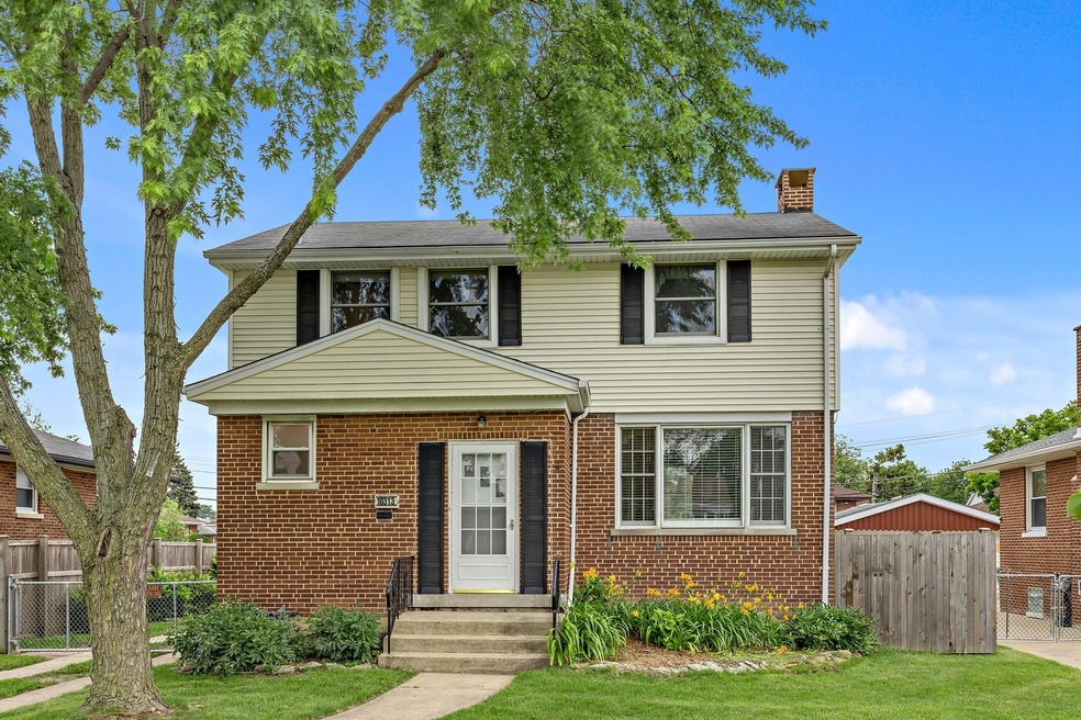 10313 Pelham St, Westchester, IL 60154 - photo 1