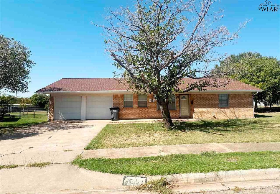 1408 Larchmont Place, Wichita Falls, TX 76302 - photo 1