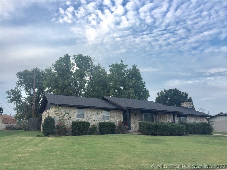 605 Hickory Dr, Cleveland, OK 74020 - photo 1