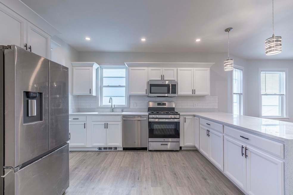 32 Belmont St unit 2, Somerville, MA 02143 - photo 1