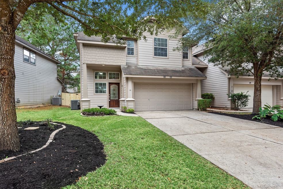 Welcome to 19 E Twinvale Loop!