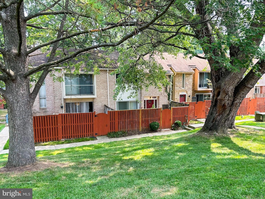 10534 Faulkner Ridge Cir, Columbia, MD 21044 - photo 1