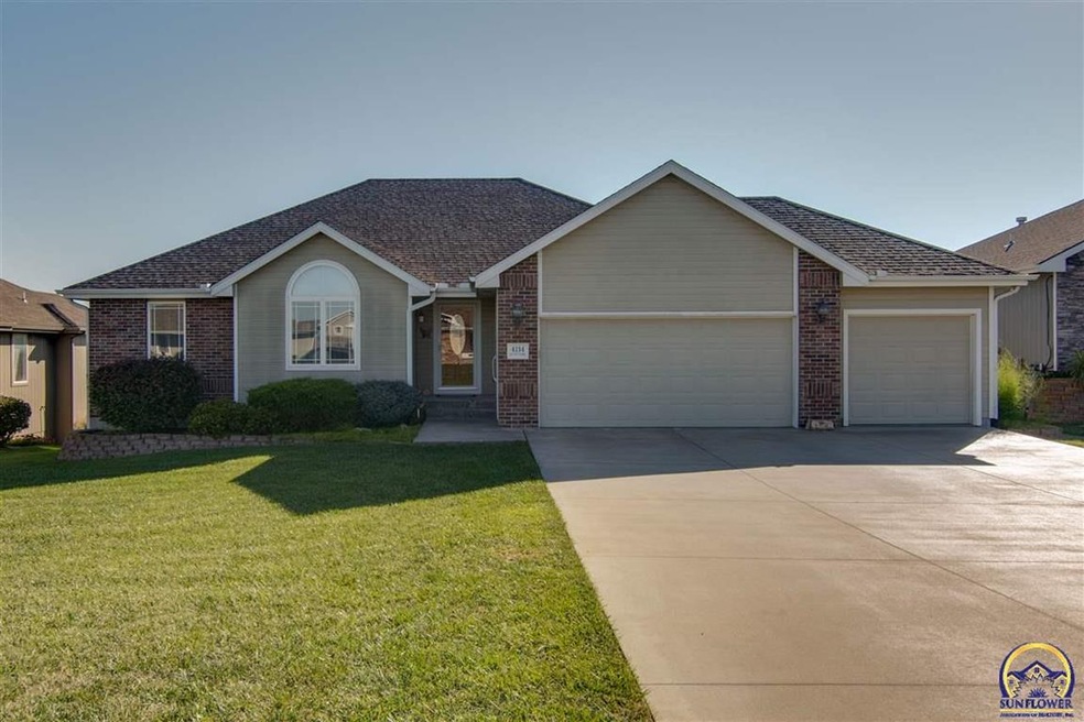 4114 SW Misty Harbor Ave, Topeka, KS 66610 - photo 1