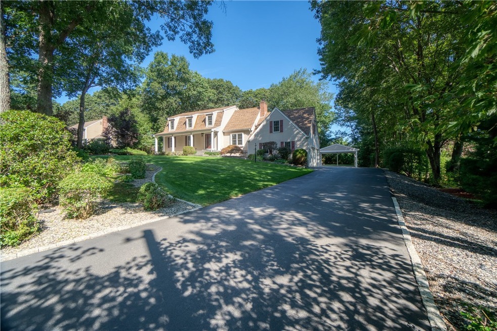 10 Buckboard Dr, Cumberland, RI 02864 - photo 1