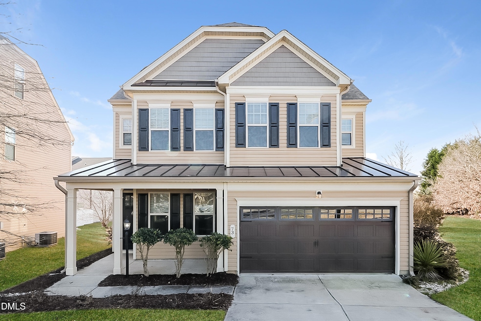 000-photo-front-view-8882480