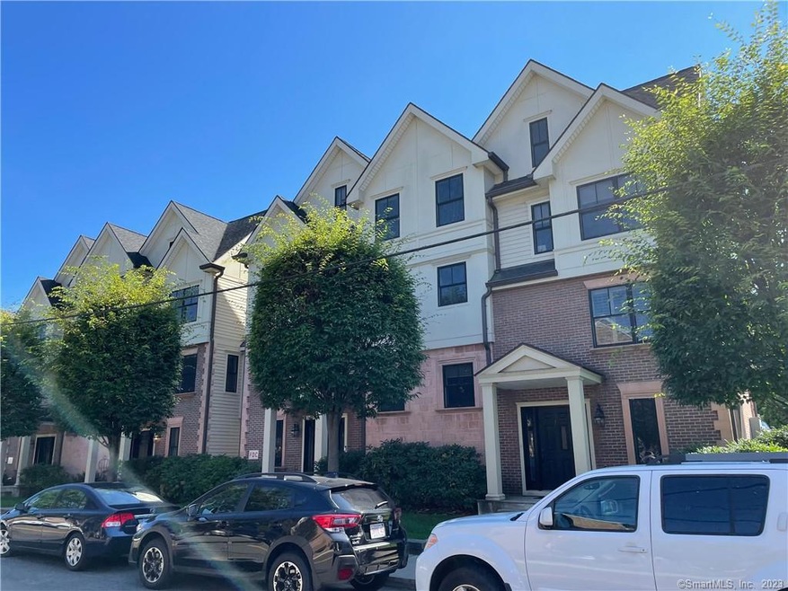 109 Forest St unit 12, Stamford, CT 06901 - photo 1